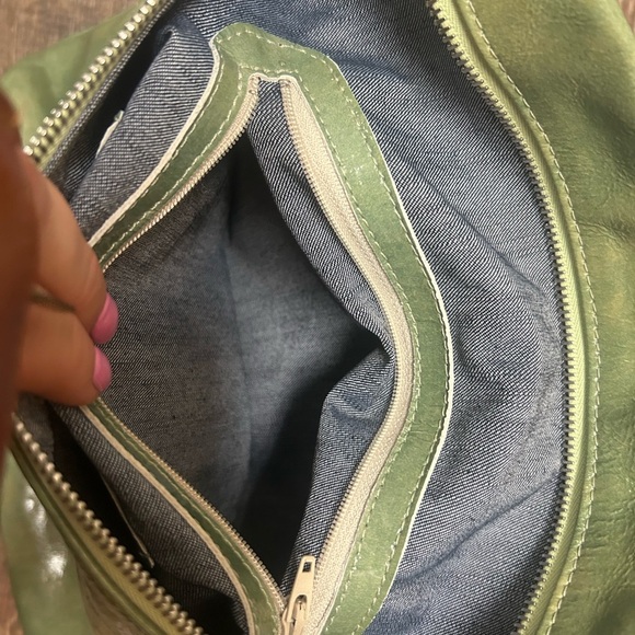 Christopher Kon NWOT Sleek Green Shoulder Bag with Glossy Finish - Picture 5 of 13